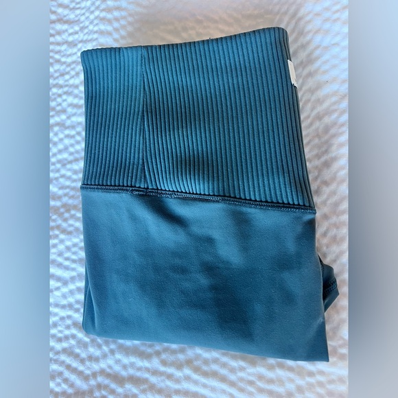 Vuori ribbed waist leggings sz small NWOT Blue/Green sea color - Picture 3 of 12